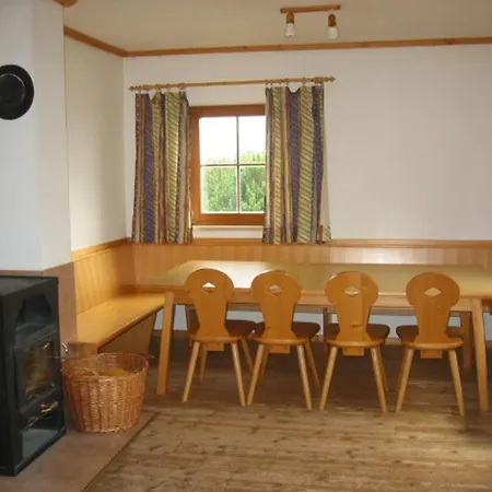 Hochsteinhuette Am Feuerkogel * ابينسي